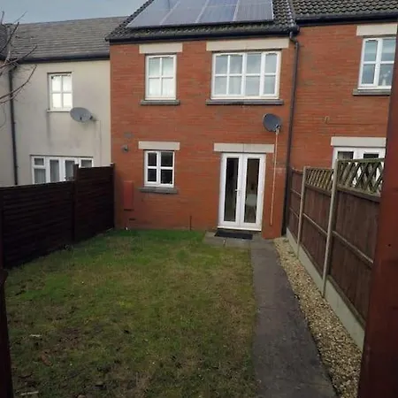 Charming 3 Bed House In