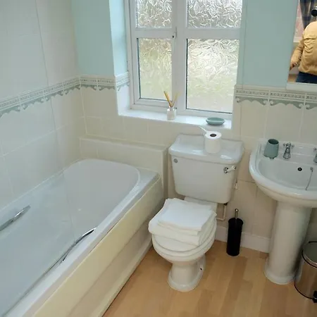 Charming 3 Bed House In * 布里斯托