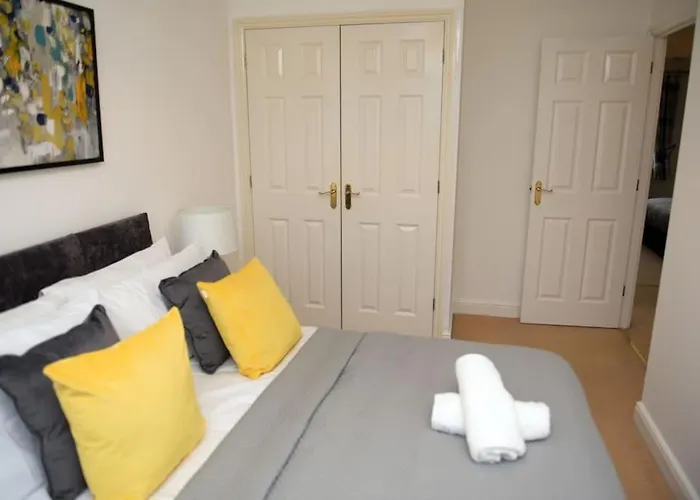 Charming 3 Bed House In Vakantiehuis *