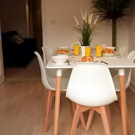 Charming 3 Bed House In