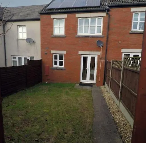 Charming 3 Bed House In