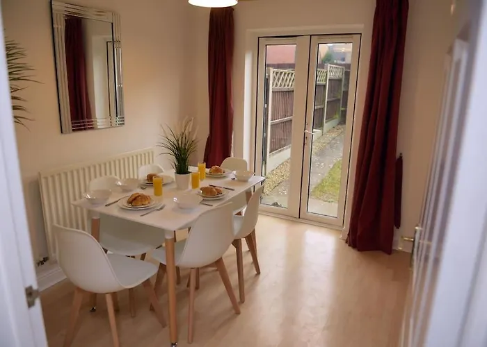 Casa vacanze Charming 3 Bed House In *